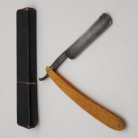 Vintage Clark Bros. Cutlery Co. Straight Razor w/ Case - Picture 4 of 16